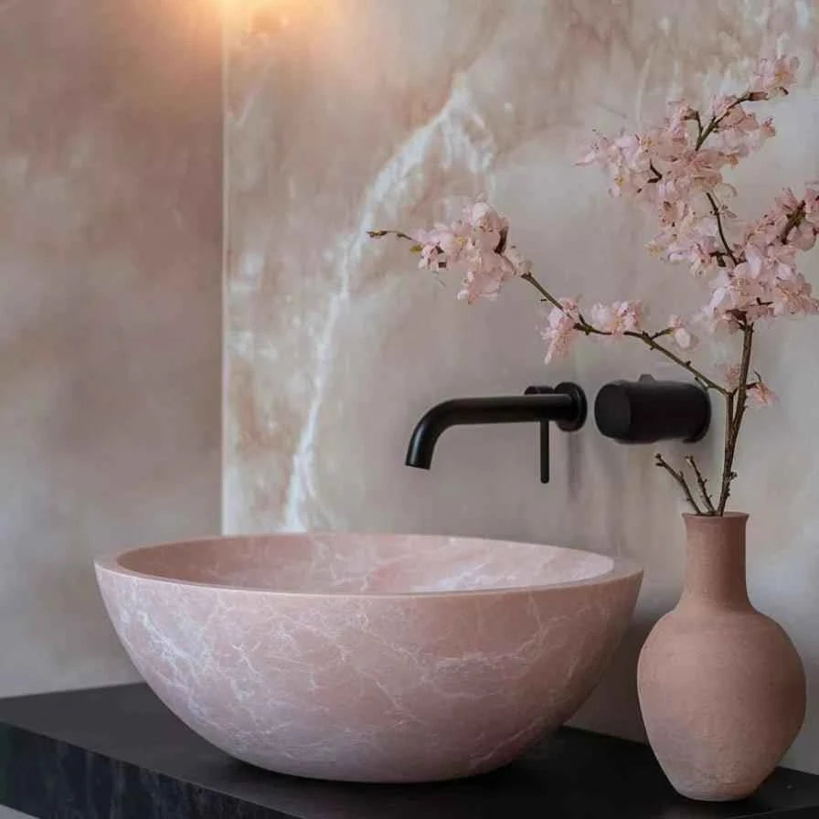 Arteviah Pink