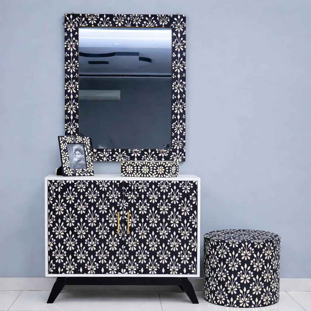 Black Daisy Bone Inlay Vanity Set