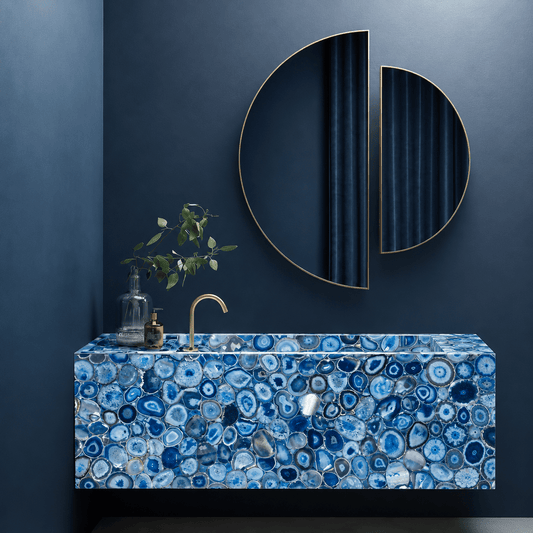 Agate Blue - A semi-precious gem - Arteviah